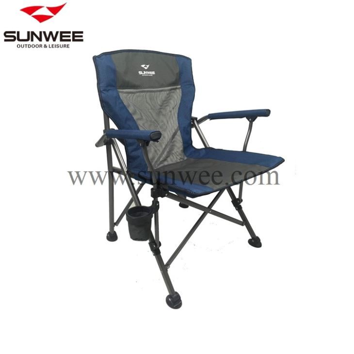 Large sized garden armchair with mesh backrest